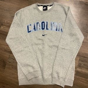 Carolina Tar Heels Nike sweater